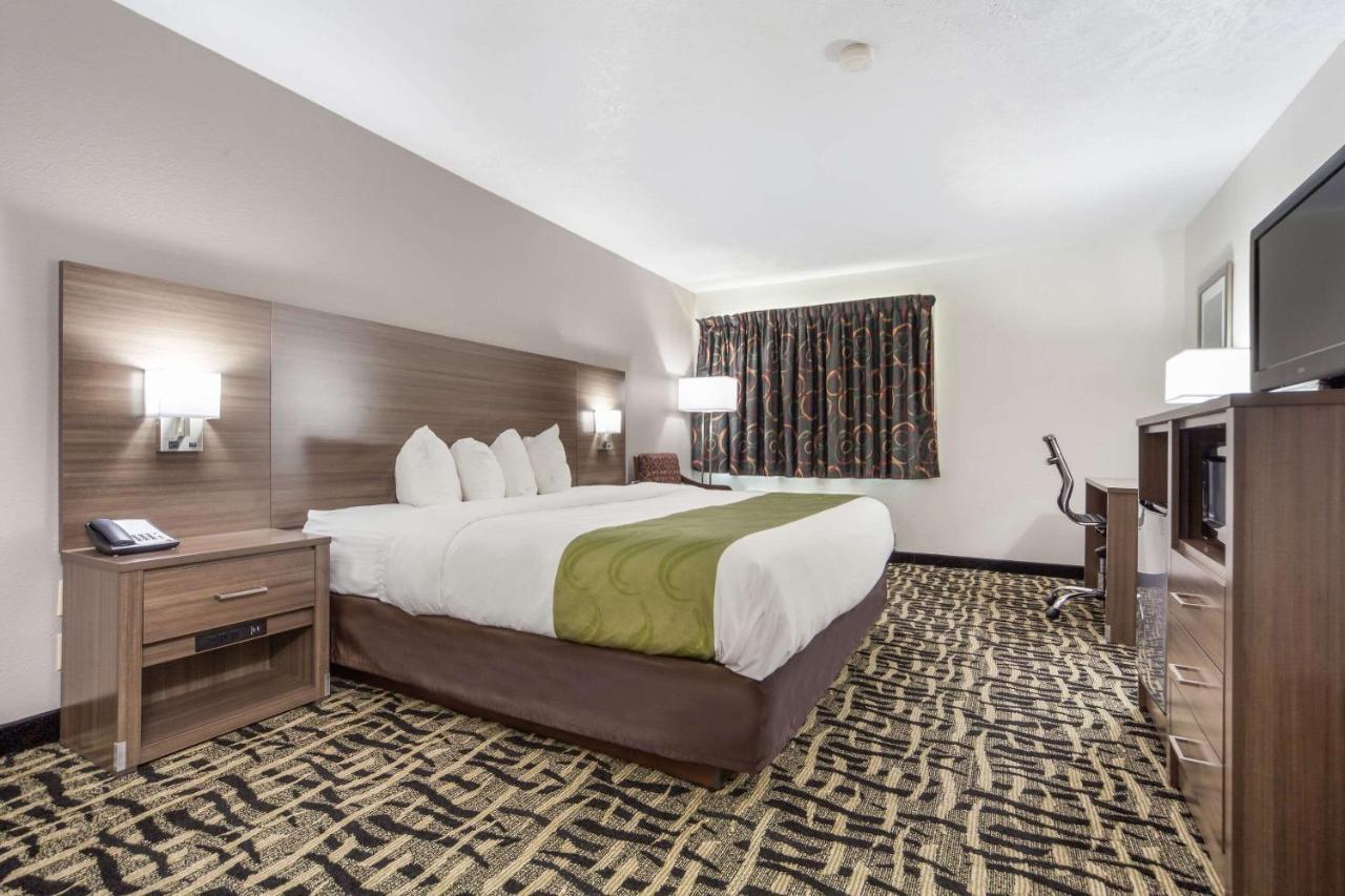 Quality Inn & Suites West Omaha - Ne Linclon Eksteriør billede
