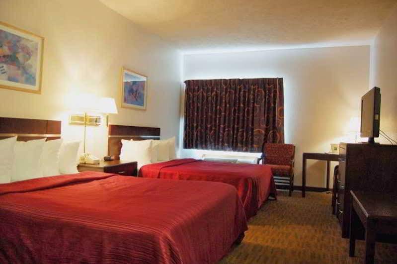 Quality Inn & Suites West Omaha - Ne Linclon Eksteriør billede