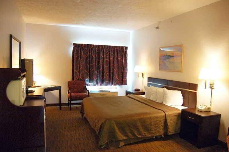 Quality Inn & Suites West Omaha - Ne Linclon Eksteriør billede