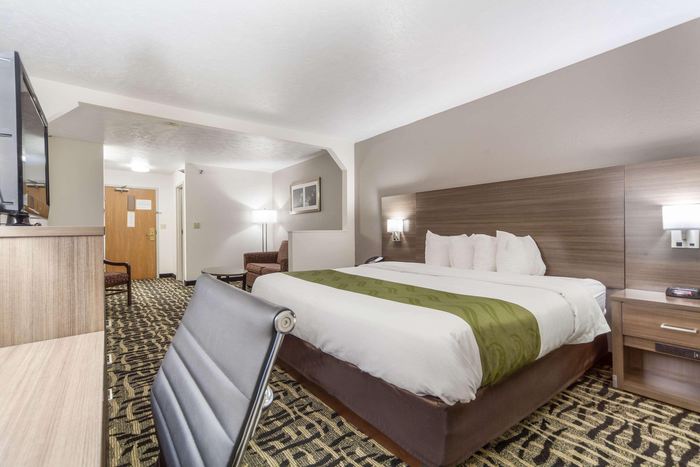 Quality Inn & Suites West Omaha - Ne Linclon Eksteriør billede