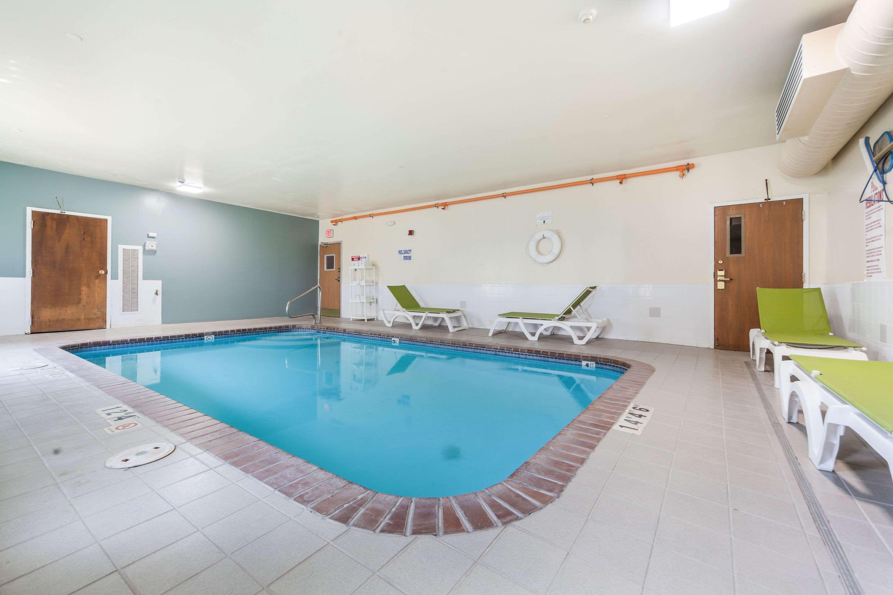 Quality Inn & Suites West Omaha - Ne Linclon Eksteriør billede