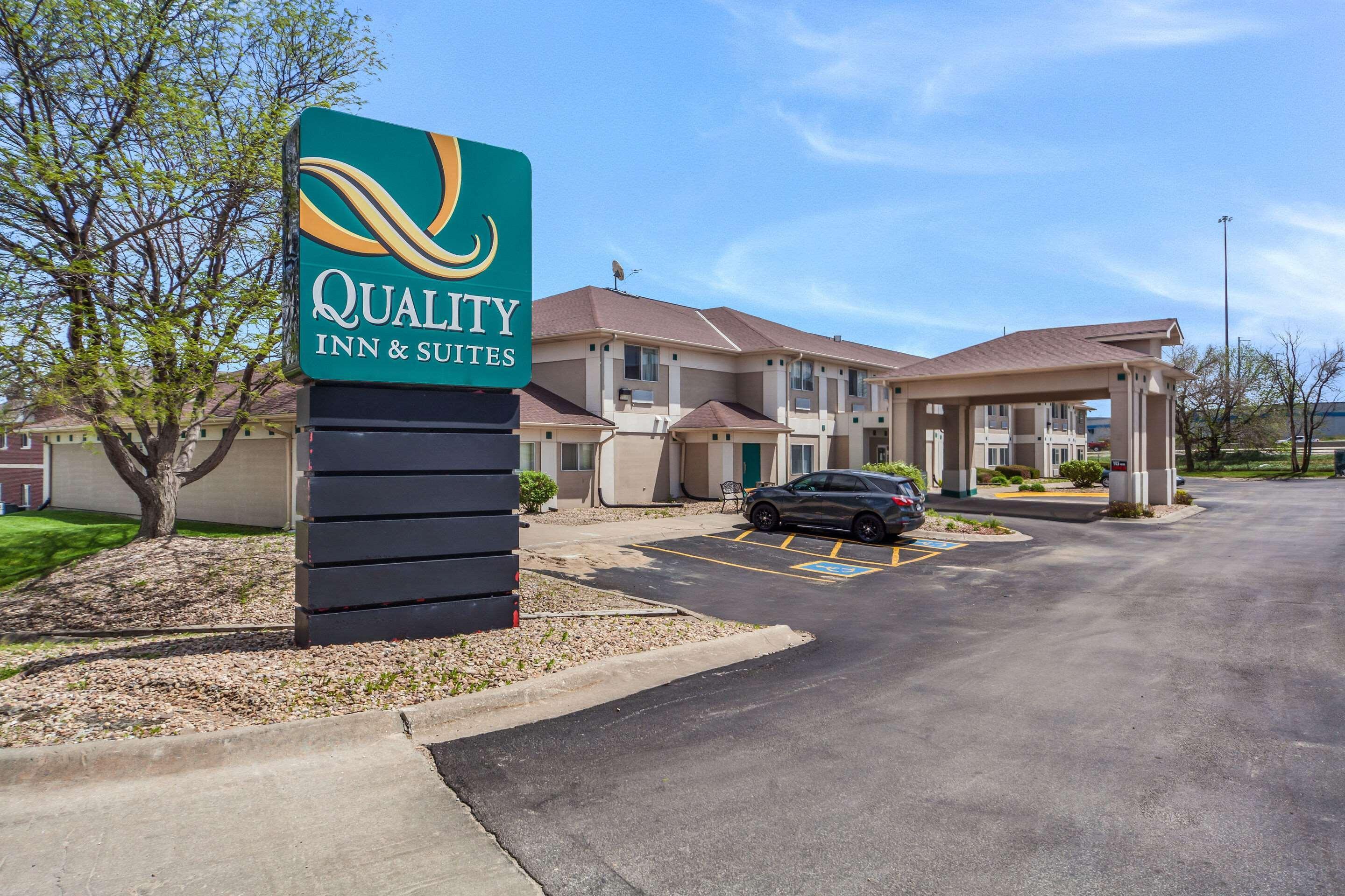 Quality Inn & Suites West Omaha - Ne Linclon Eksteriør billede