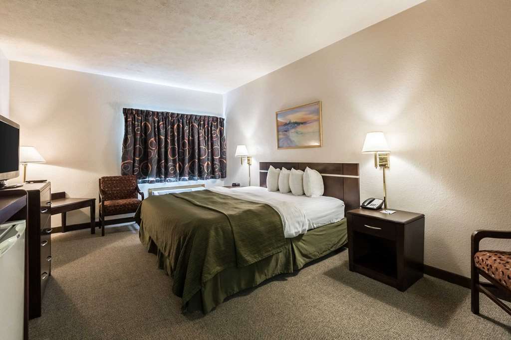 Quality Inn & Suites West Omaha - Ne Linclon Værelse billede